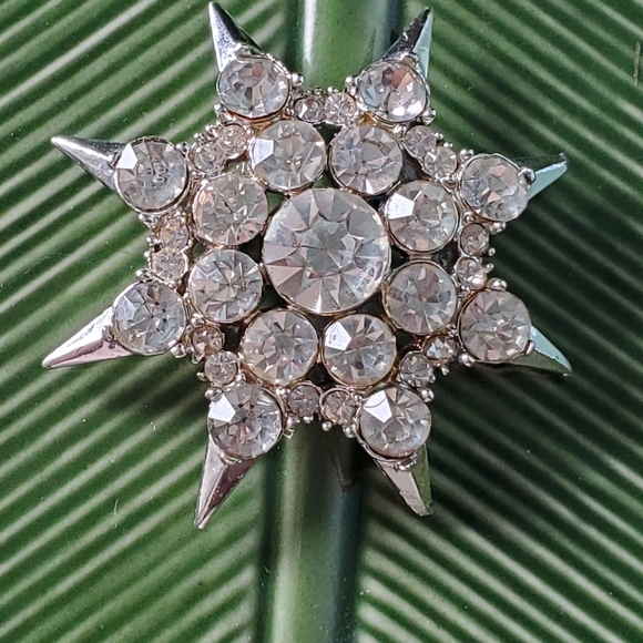 Vintage Starburst Rhinestone Brooch - Picture 1 of 4